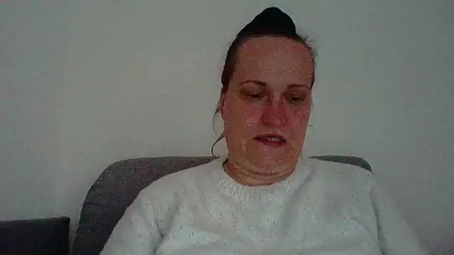  squirty cum lady  online show from September 30, 2:11 pm