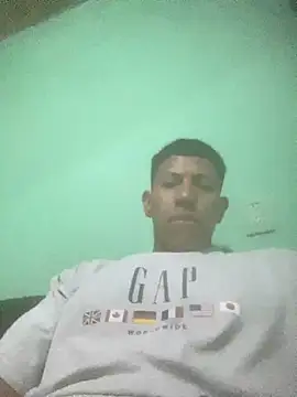 Snapshot of nowex18 chatting on March 22, 6:00 am nowex18 online show from March 22, 6:00 am