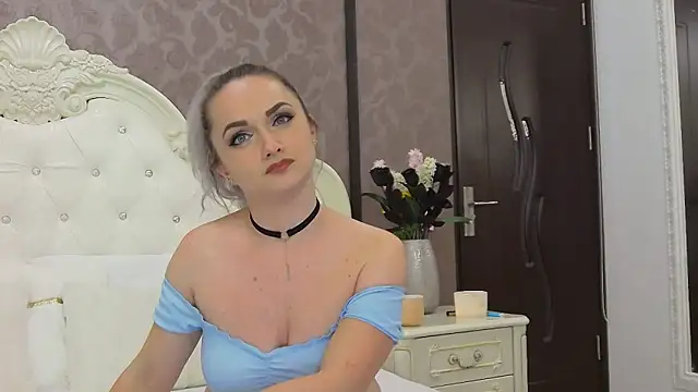 EllianaReese online show from January 26, 9:19 am