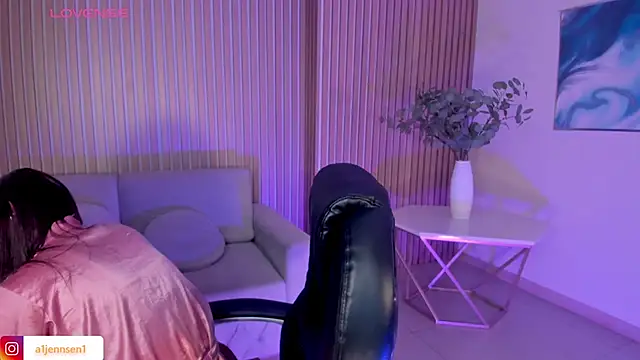 AllyJensen online show from January 25, 1:41 pm