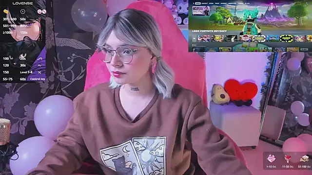 sensualkattt online show from February 13, 11:26 pm