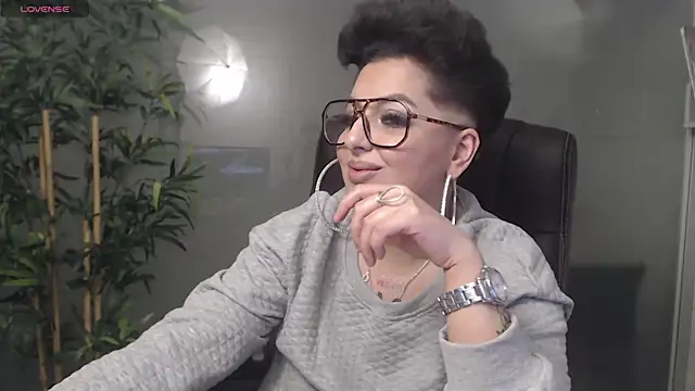 BustyAllyy online show from January 12, 10:54 pm