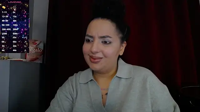 BustyAllyy online show from November 10, 8:52 pm