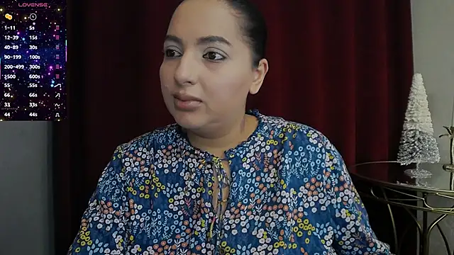 BustyAllyy online show from November 29, 7:06 pm