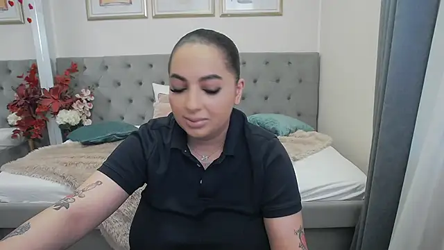 BustyAllyy online show from May 11, 3:18 pm