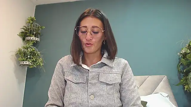 SharisWillian online show from December 18, 4:07 am