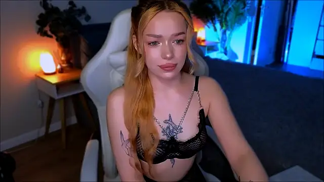 Lily Yin online show from May 19, 6:09 am