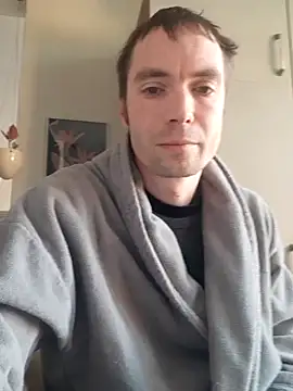 Snapshot of Schnubby1 chatting on January 16, 1:14 pm Schnubby1 online show from January 16, 1:14 pm