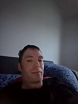 Schnubby1 online show from February 23, 4:15 pm