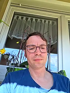 Schnubby1 online show from April 9, 1:27 pm