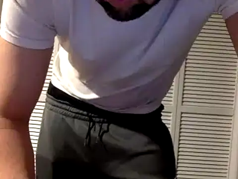 Snapshot of Kink_Master_Daddy chatting on February 12, 1:52 am Kink Master Daddy online show from February 12, 1:52 am