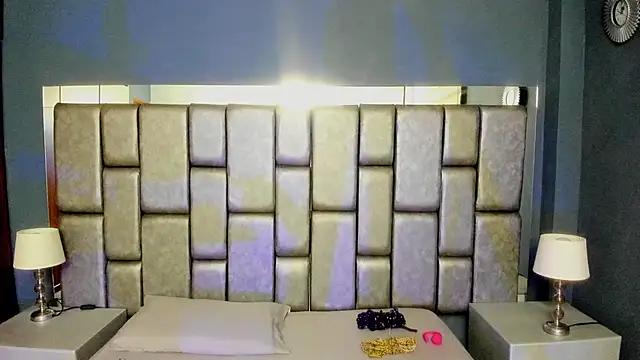 Foxy Assh  online show from February 13, 5:14 am