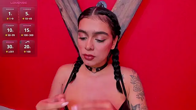Foxy Assh  online show from May 20, 4:40 am