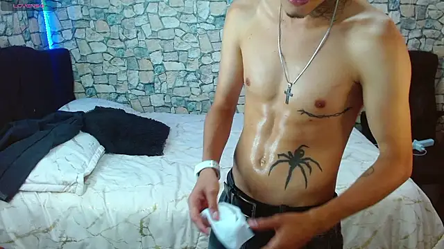 Bastiaan 28 online show from February 12, 8:04 pm