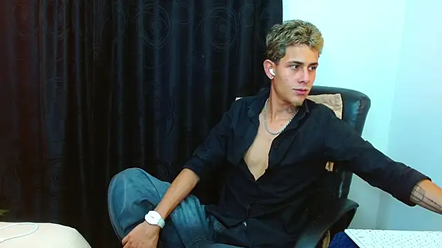 Bastiaan 28 online show from March 30, 10:55 pm