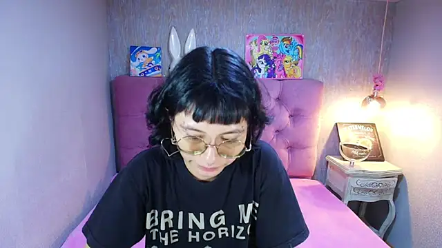 charlottemoonxz online show from May 20, 6:03 pm