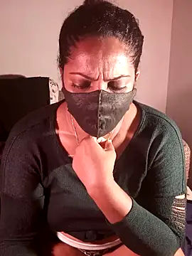 Snapshot of Kim_kardashia1 chatting on December 6, 3:11 pm Kim kardashia1 online show from December 6, 3:11 pm