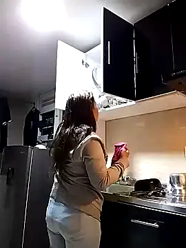 Snapshot of CaroMasha chatting on March 27, 11:59 pm CaroMasha online show from March 27, 11:59 pm