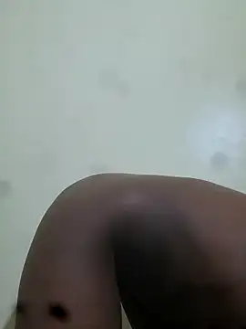 julietunderwoood online show from September 13, 3:39 am