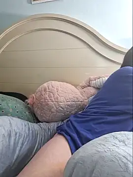 MilfyMrsRobinson online show from February 14, 12:41 am