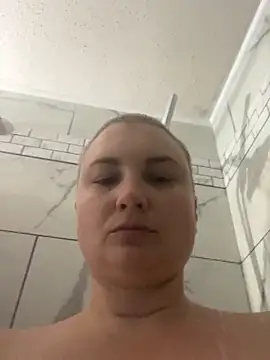 MilfyMrsRobinson online show from June 12, 3:11 pm