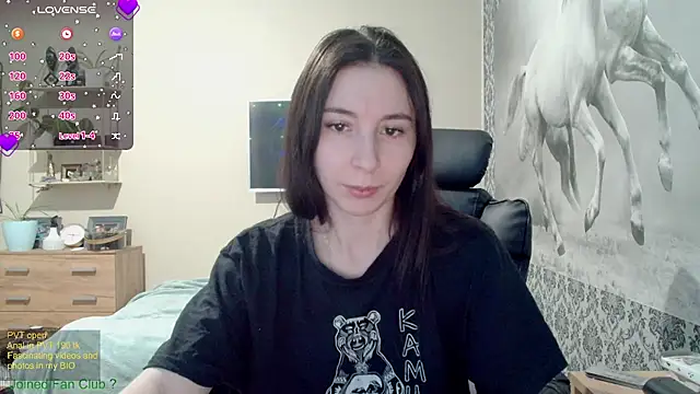 Snapshot of Wowpornoo chatting on January 24, 2:19 pm Wowpornoo online show from January 24, 2:19 pm