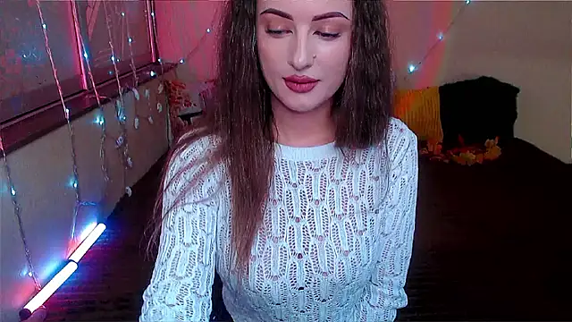 LizaSenri online show from November 18, 8:19 am