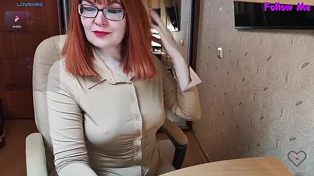 MyLadySkyLuck online show from October 4, 3:15 am