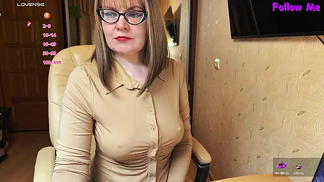 MyLadySkyLuck online show from June 11, 5:22 pm