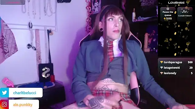 charlotbelucci  online show from February 25, 11:09 am