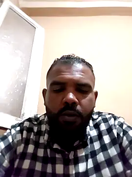 ListedLoin online show from November 29, 8:01 pm