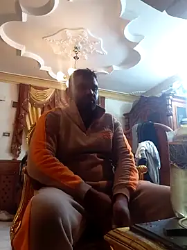 ListedLoin online show from March 15, 7:31 pm