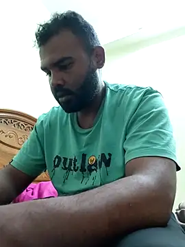 ListedLoin online show from May 10, 5:12 am