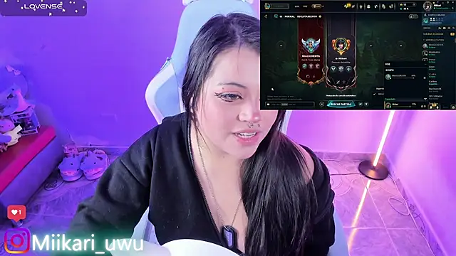 Ahri Elderwood online show from May 22, 4:52 am