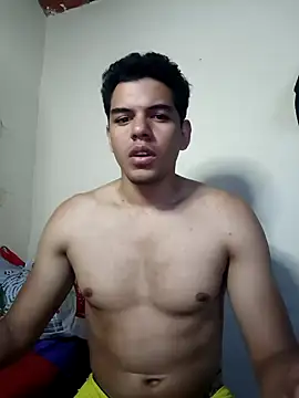 Snapshot of VERGOSAN18CM chatting on December 19, 8:23 am VERGOSAN18CM online show from December 19, 8:23 am