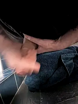 Snapshot of joycock8 chatting on January 21, 9:25 pm joycock8 online show from January 21, 9:25 pm