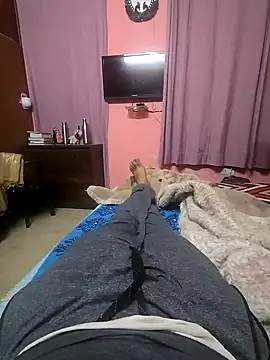 Snapshot of Loveboycurvy chatting on February 15, 3:28 pm Loveboycurvy online show from February 15, 3:28 pm