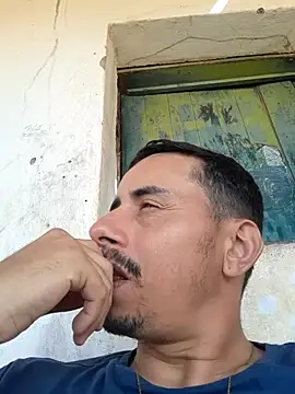 luissilva0071 online show from July 26, 12:56 pm