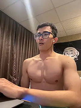 Snapshot of Stevenjt chatting on November 25, 2:28 pm Stevenjt online show from November 25, 2:28 pm