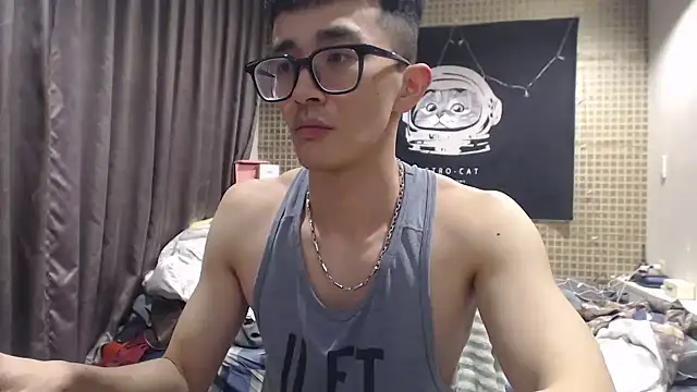 Snapshot of Stevenjt chatting on February 26, 2:49 pm Stevenjt online show from February 26, 2:49 pm