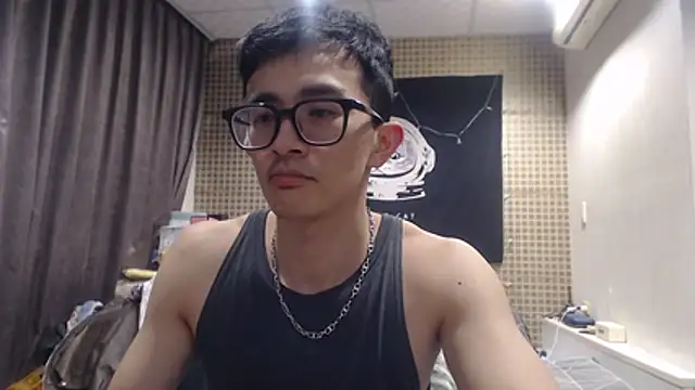 Snapshot of Stevenjt chatting on March 17, 2:20 pm Stevenjt online show from March 17, 2:20 pm