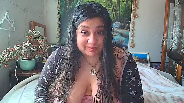 Snapshot of MelanieFawker chatting on February 18, 6:26 pm MelanieFawker online show from February 18, 6:26 pm