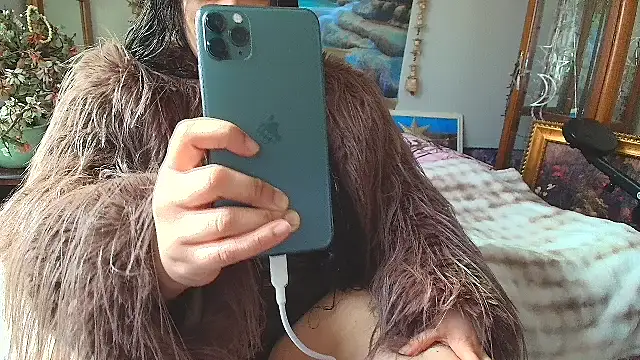 Snapshot of MelanieFawker chatting on March 9, 4:44 pm MelanieFawker online show from March 9, 4:44 pm