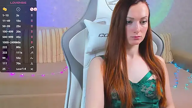 Snapshot of FlamyGold chatting on February 7, 2:29 am FlamyGold online show from February 7, 2:29 am