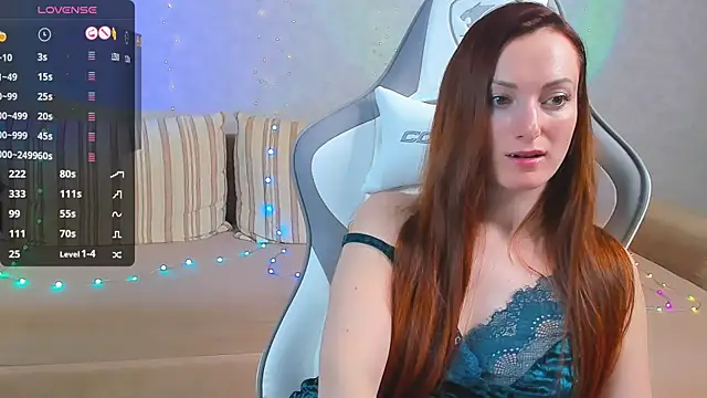 Snapshot of FlamyGold chatting on February 14, 3:22 am FlamyGold online show from February 14, 3:22 am