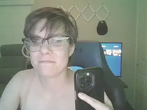 KaliSnow199623 online show from February 27, 7:34 am