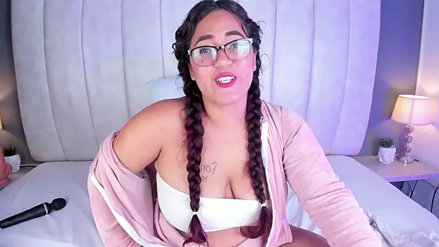 Snapshot of MelissaKarterrs chatting on January 23, 3:01 pm MelissaKarterrs online show from January 23, 3:01 pm