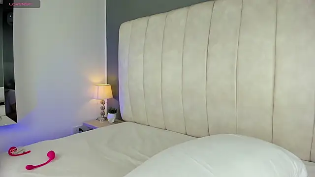 Snapshot of MelissaKarterrs chatting on February 4, 12:11 pm MelissaKarterrs online show from February 4, 12:11 pm