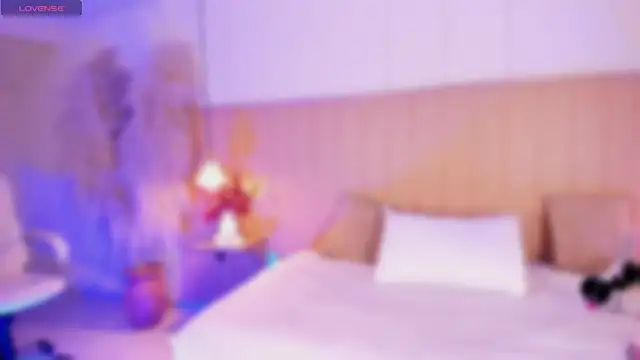 Snapshot of MelissaKarterrs chatting on March 26, 12:00 pm MelissaKarterrs online show from March 26, 12:00 pm