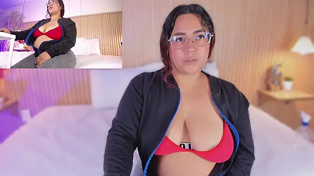 MelissaKarterrs online show from May 5, 11:51 am